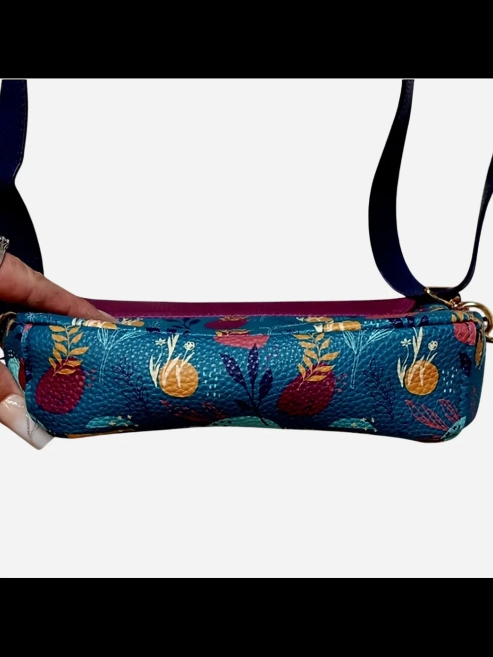 Disney Exclusive Frozen Illustrated Crossbody Bag - Picture 3 of 6